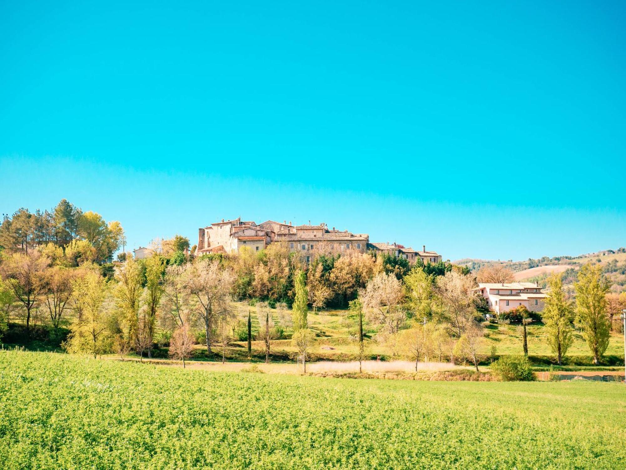 Ostello Bello Assisi Bevagna ภายนอก รูปภาพ